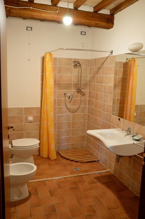 Villa Agriturismo La Collina Massa Martana Zimmer foto